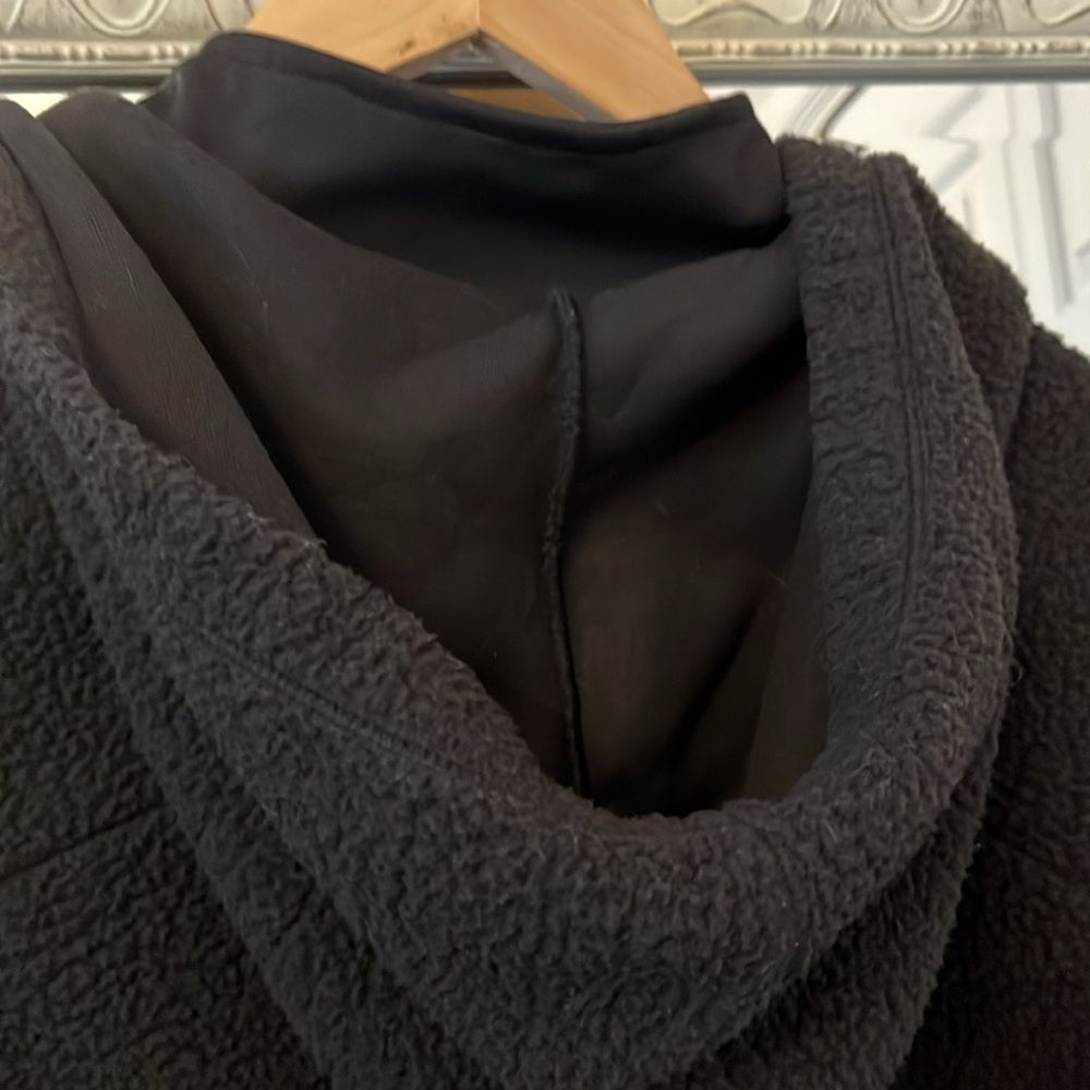 EUC Puma Studio Sherpa Jacket - Picture 9 of 9